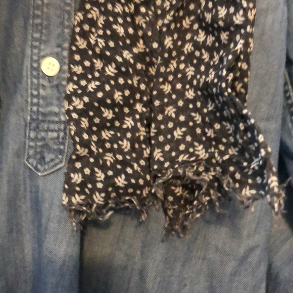 American Eagle 🦅 tissue scarf - Picture 5 of 9